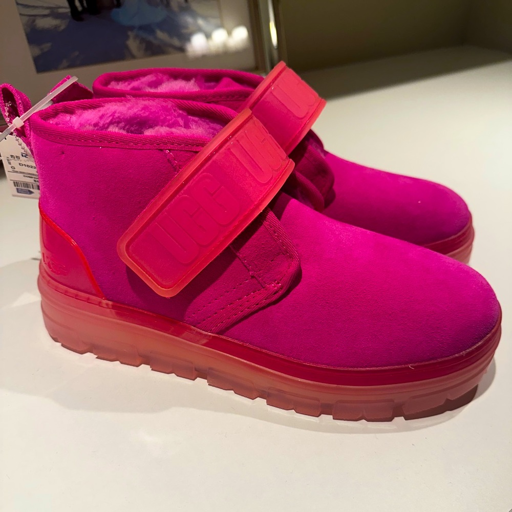 UGG Neumel Clear Chukka Hot Pink Boots